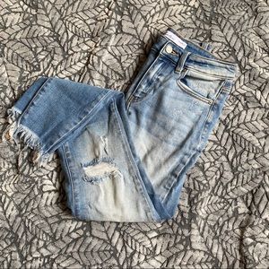 Kancan distressed/ripped light wash high rise jeans